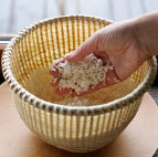 米とぎザルの使い方(3)
